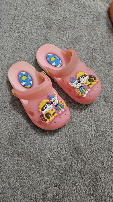 Обувь для дома, бассейна