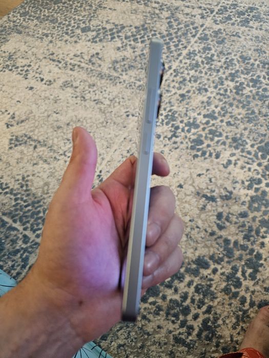 Продам Redmi note 13