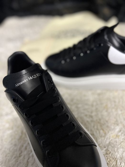 Adidas Alexander McQueen,noi cu eticheta