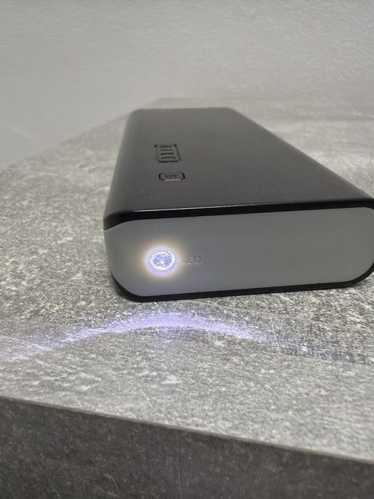 Baterie externa Trust