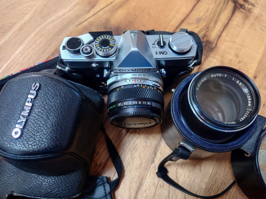 Aparat foto film Olympus OM 1