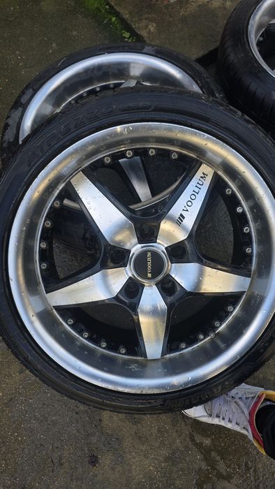 VOLTUM 5x120 + 2 резервни гуми БАРТЕР
