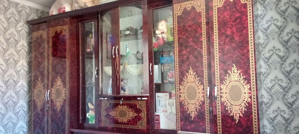 Mebel stenka holati yangi