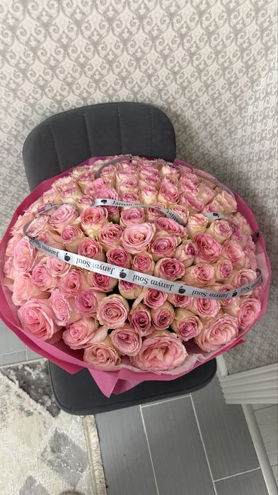 Продам 101 роза цветы