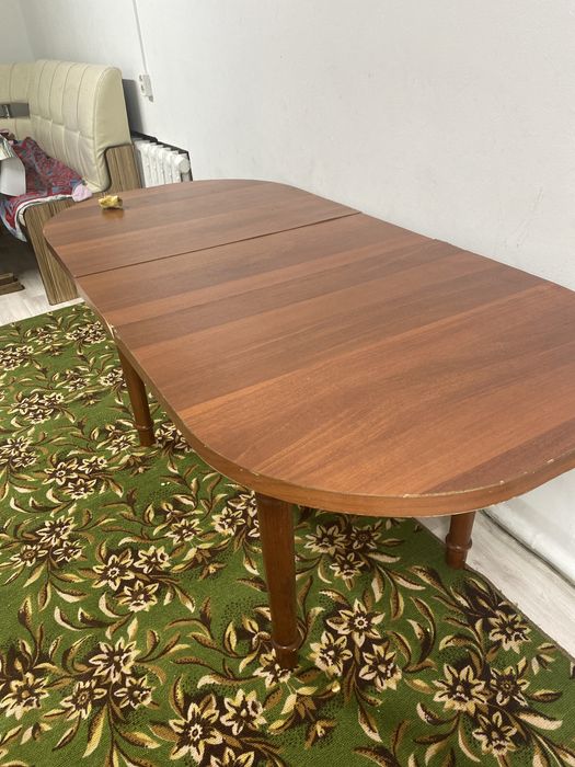 продам кухонный стол