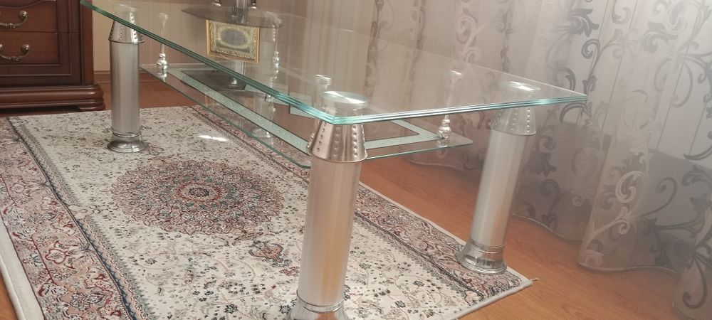 Тумба,столик под тв