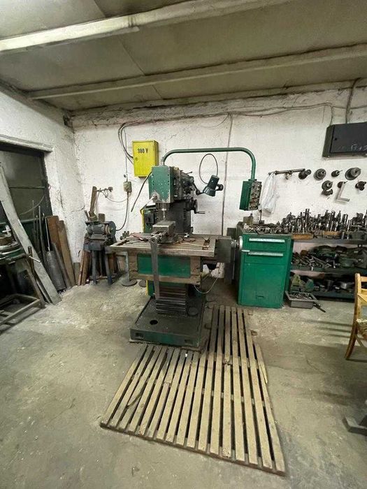 Masina de frezat FUS25