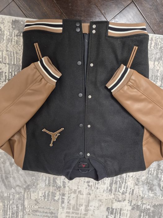Зимний бомбер Jordan