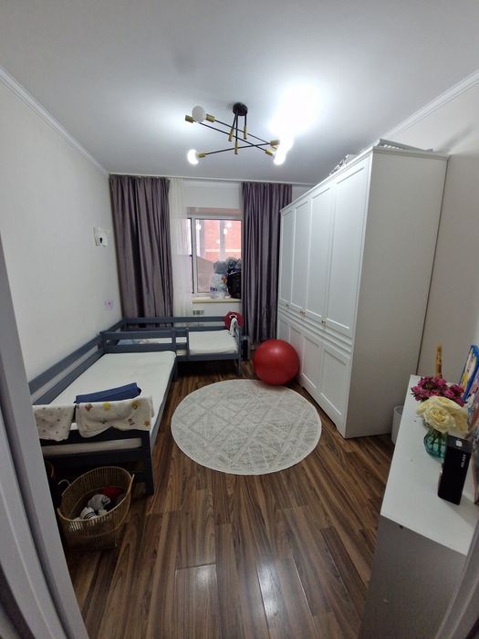 Продам 2-комн. квартира 57.4 м2. 3/6