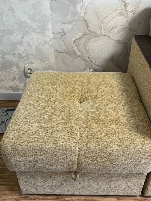 Продам мягкий уголок.