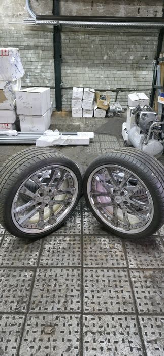 Продам диски R20 с резиной