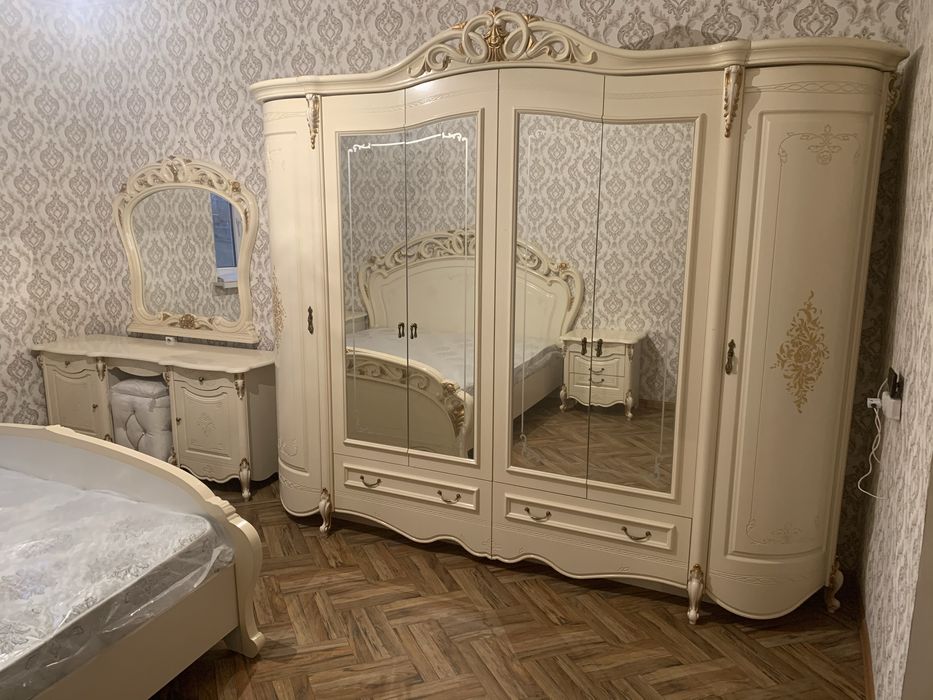 Шкаф пен кровать