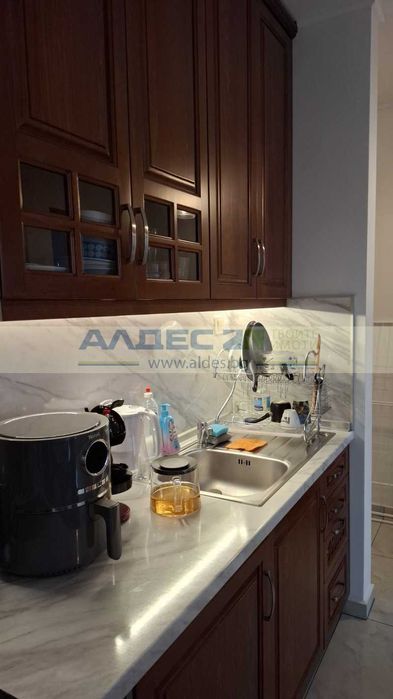 Дава се под наем Двустаен апартамент в София, Дианабад - 50 кв.м за 648.21 € - Снимка #2