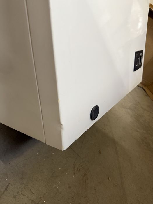 Продам морозильник