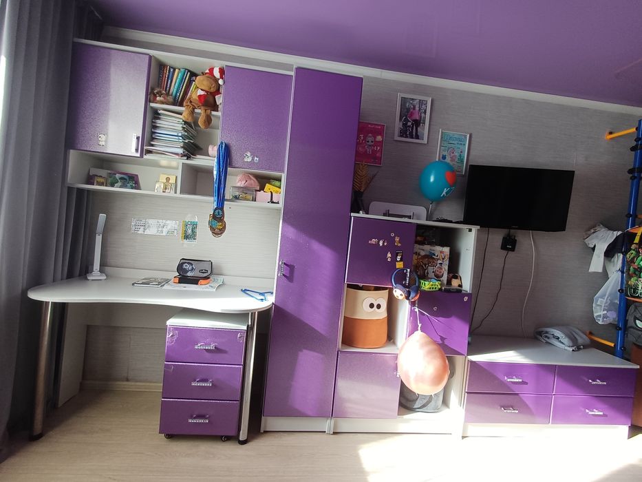 Продам детскую стенку