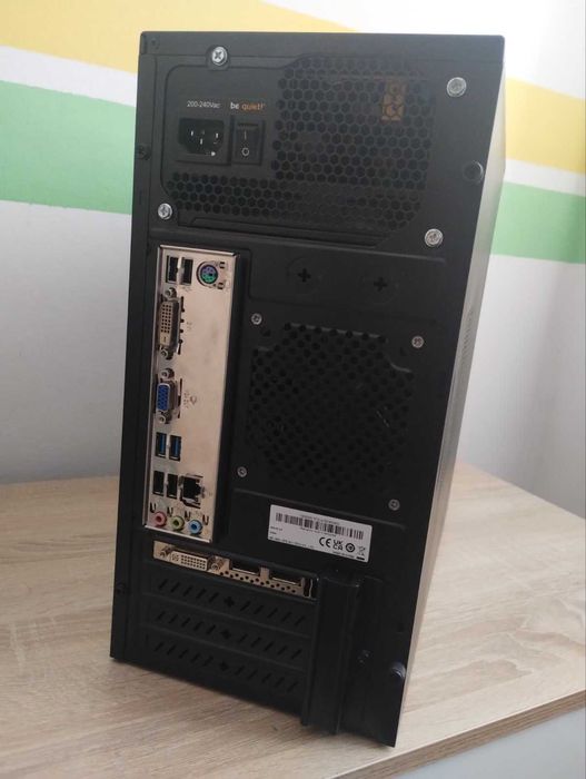 Професионален или гейминг компютър