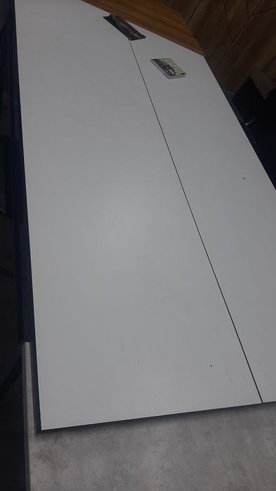 Стол большой и парта