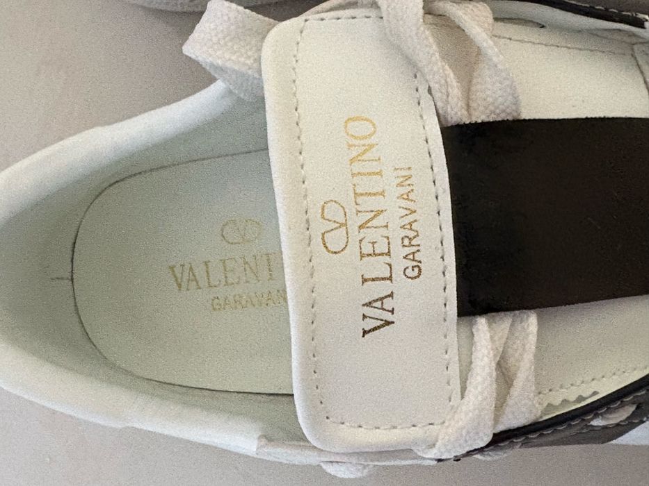Кроссовки Valentino оригинал!