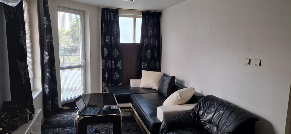 Дава се под наем Едностаен апартамент в Бургас, Център - 61 кв.м за 214.2 € - Снимка #2