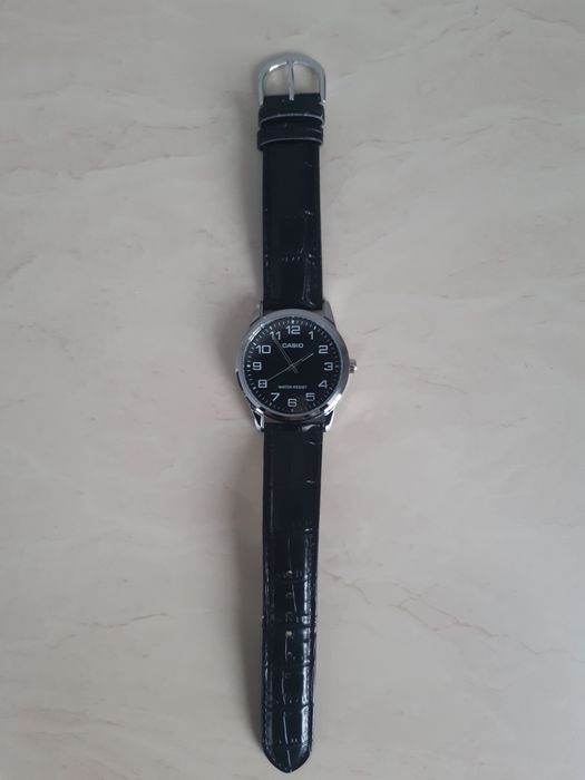 Продам часы Casio