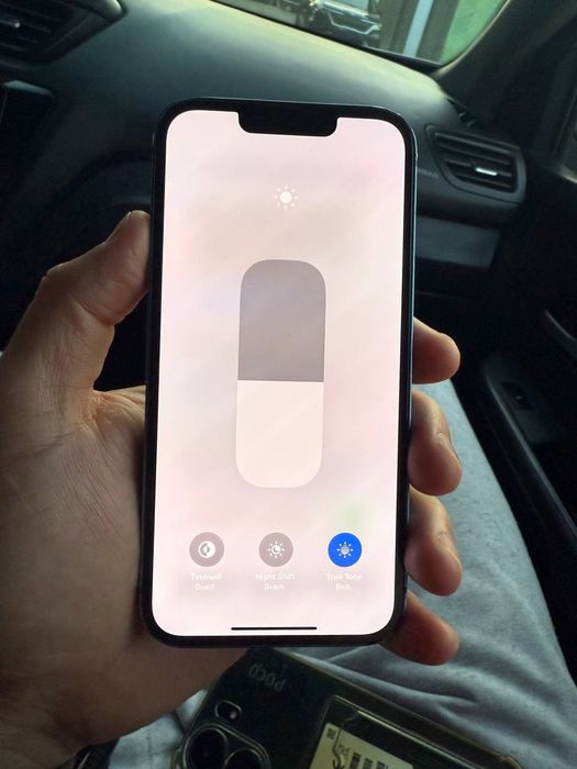 Айфон 13 в хорошем состоянии