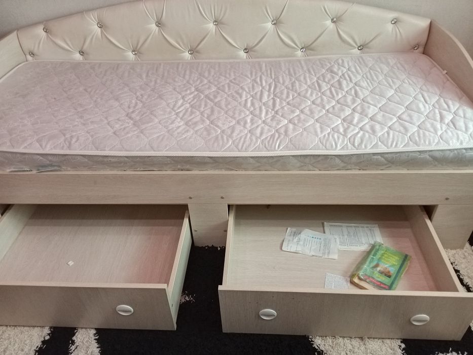 Кроват детский в