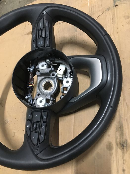 Volan Toyota Yaris/Mazda 2. 2020-2024