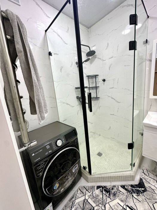 Титова.Сдаётся 3х комнатная Люкс в Новостройке.Brilliant City