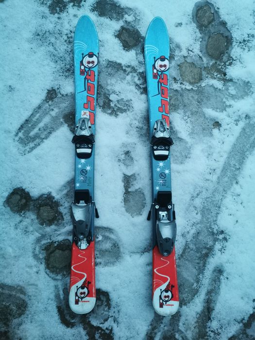 Skiuri copii 90 și 100 cm