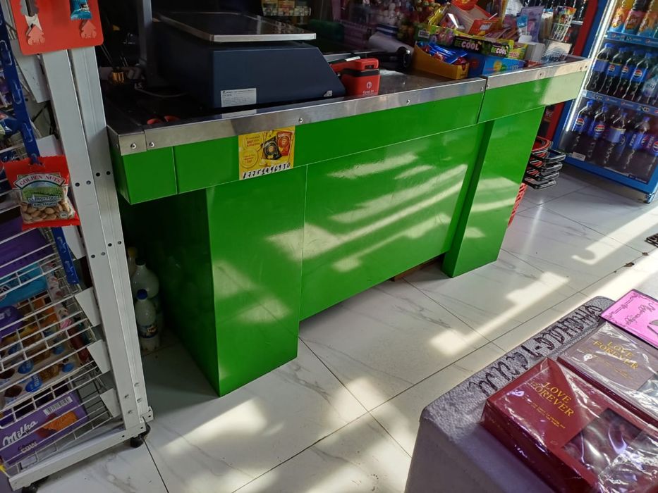 Стеллаж для магазин полки