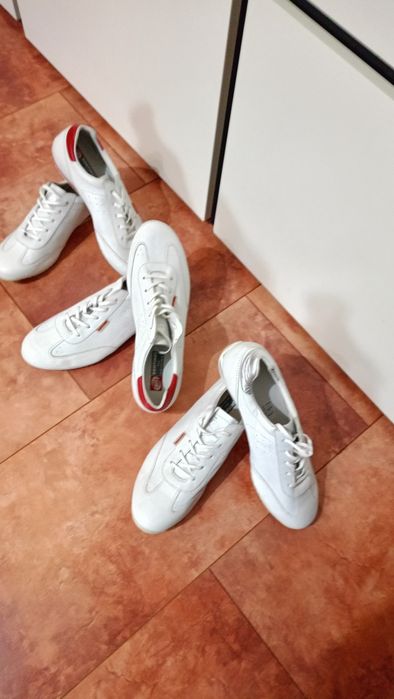 Încălțăminte de damă din piele naturală