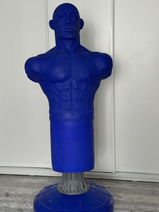 Манекен для отработки ударов