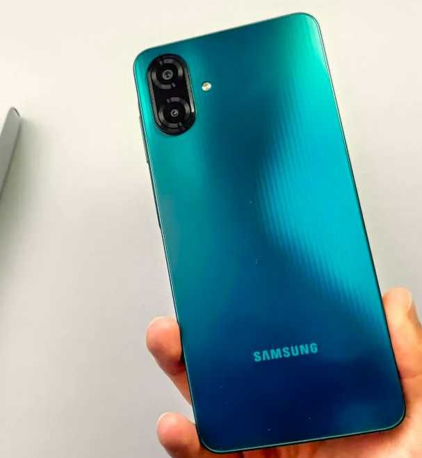 Смартфон Samsung A07