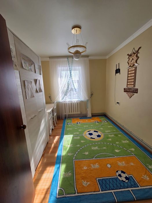 Үй сатылады титовтан