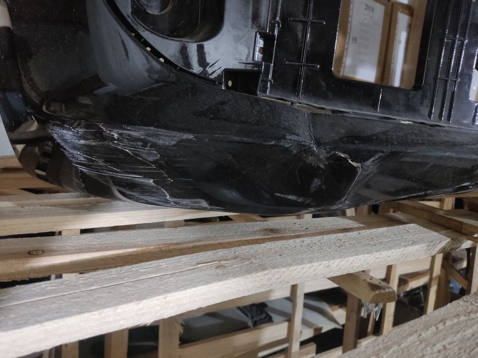 Передний бампер Li 6