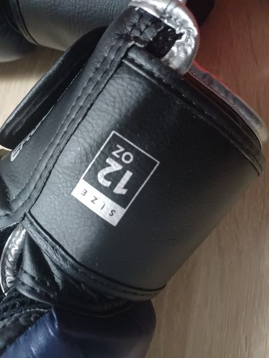 Echipament MMA/BOX , manusi si tibiere Outshock