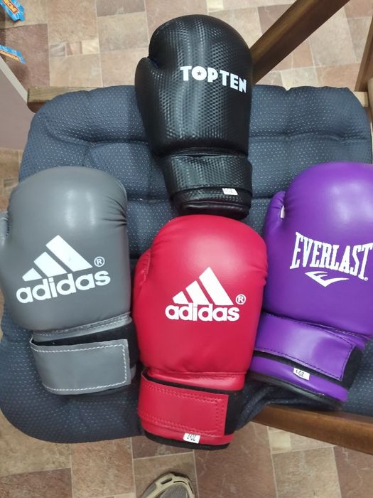 Перчатки боксерские