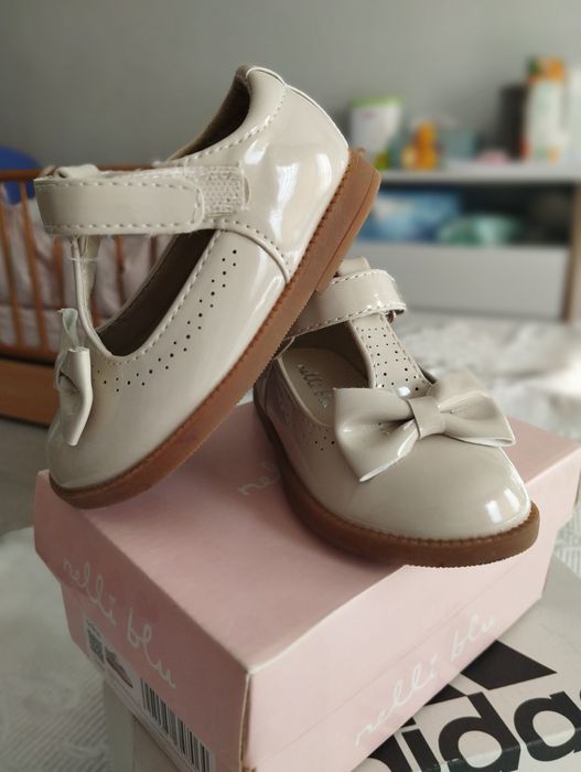 Детски официални обувки