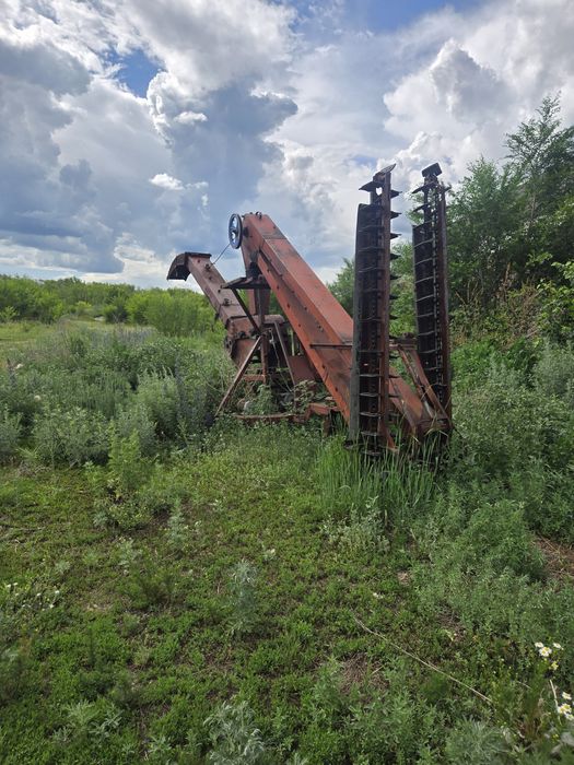 Продам зерномет бу