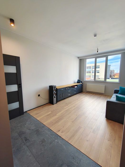 Нов двустаен апартамент, Надежда 1