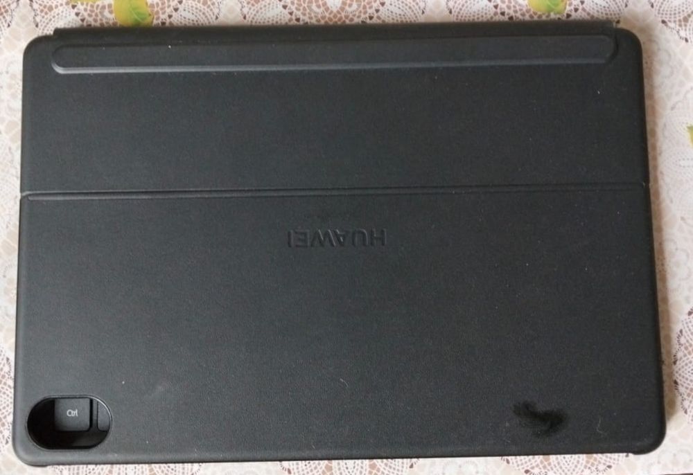 Продам клавиатуру планшет HuaweiMatePad