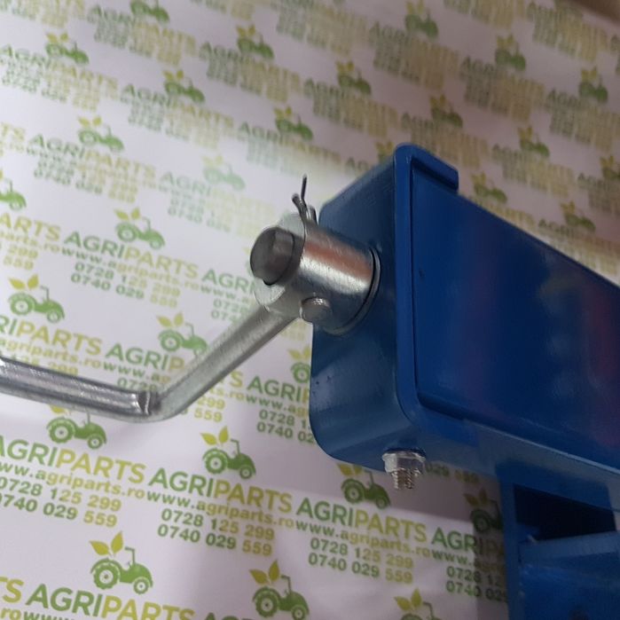 Roata universala completa cu manivela, plug PP3 si PP4
