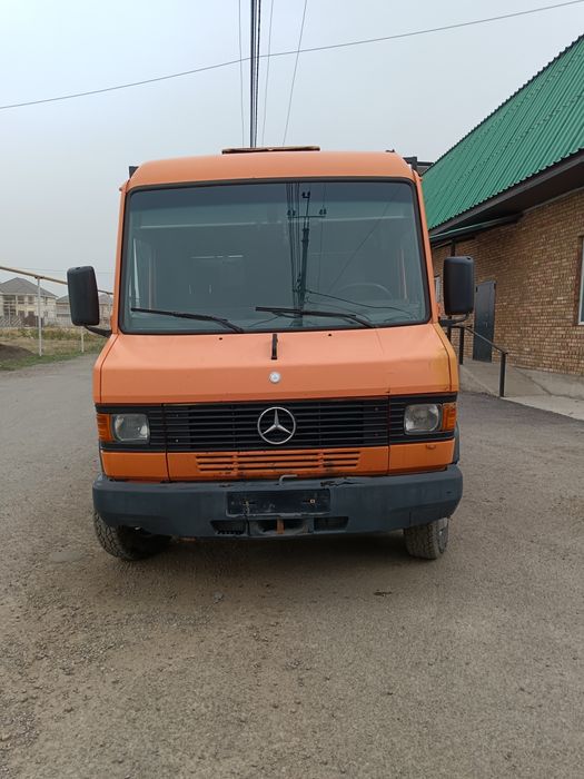 Продам Мерседес 609.