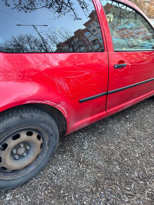 Кола VW Golf IV (4)