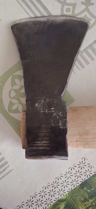 Вермахта брадва и ножка