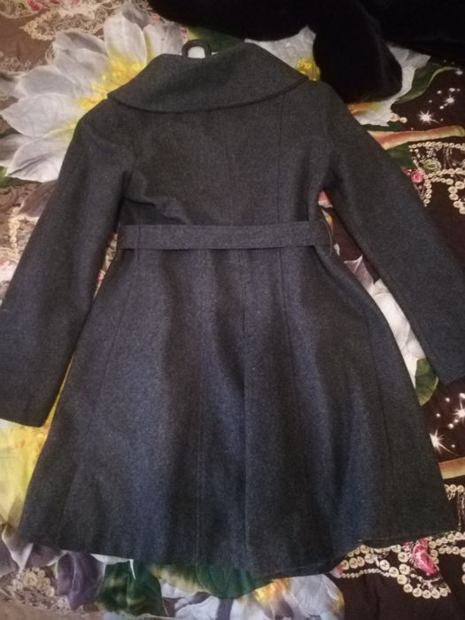 Пальто  на весну 46 размер
