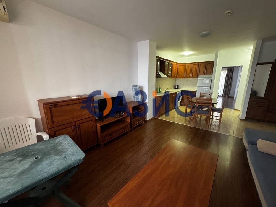 Продава се Тристаен апартамент в Ахелой - 87 кв.м за 749 €/кв.м - Снимка #2