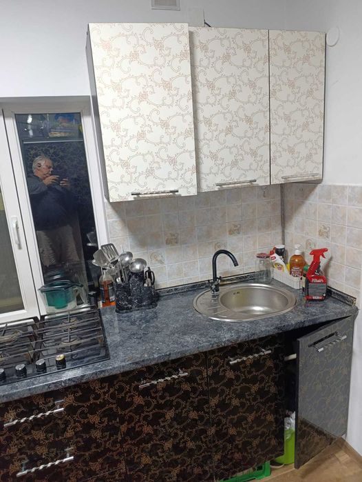 Недорогой кухонный гарнитур
