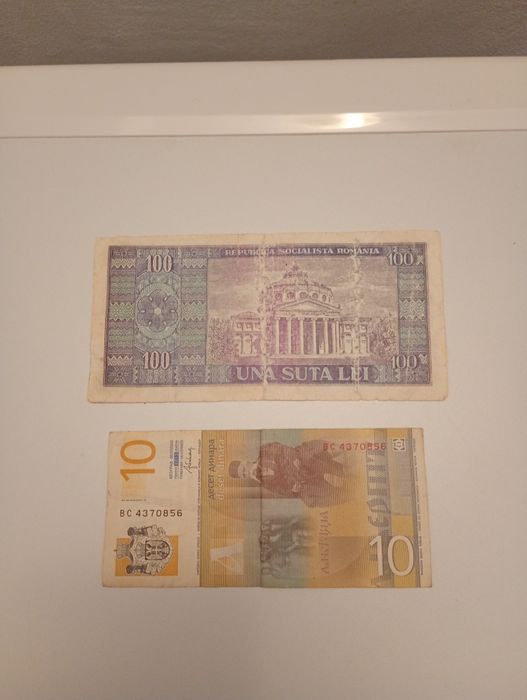 Vând două bancnote de colectie