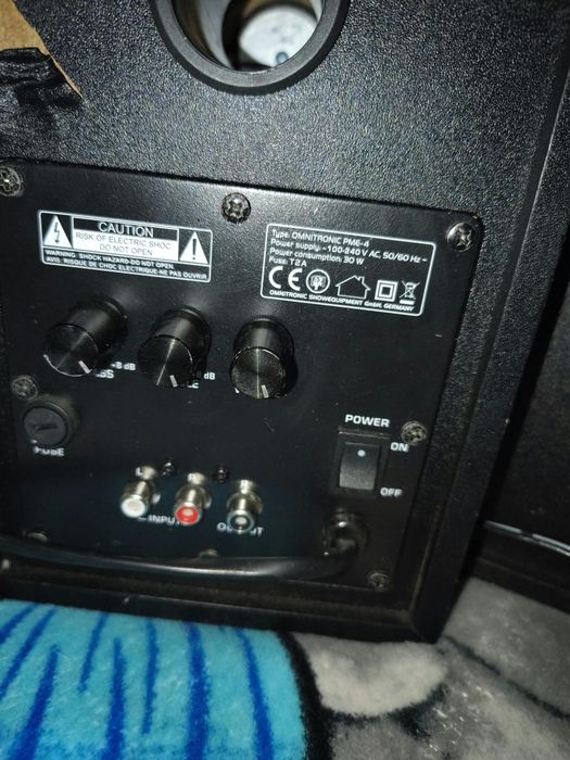 Monitoare audio  boxe